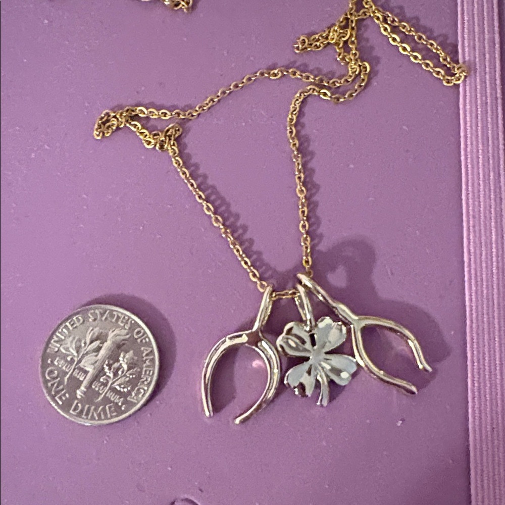 Vintage Gold-tone “Lucky” Charm Necklace - Picture 7 of 7